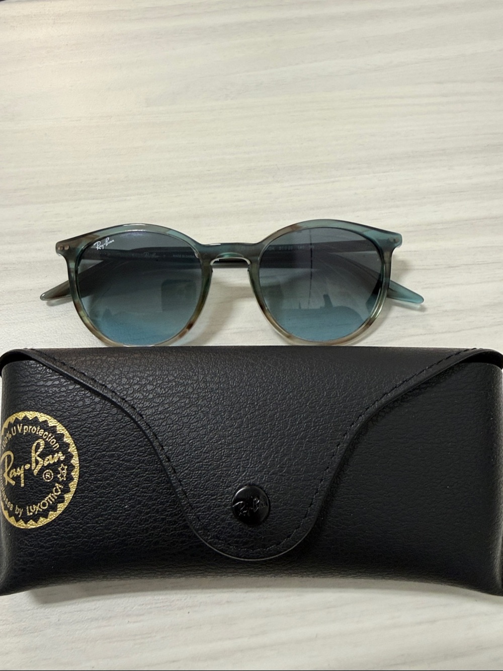 Ray-Ban rb2204